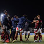 Jogadoras do Flamengo comemorando durante partida contra América MG (Foto: Reprodução/ Flamengo - Paula Reis)