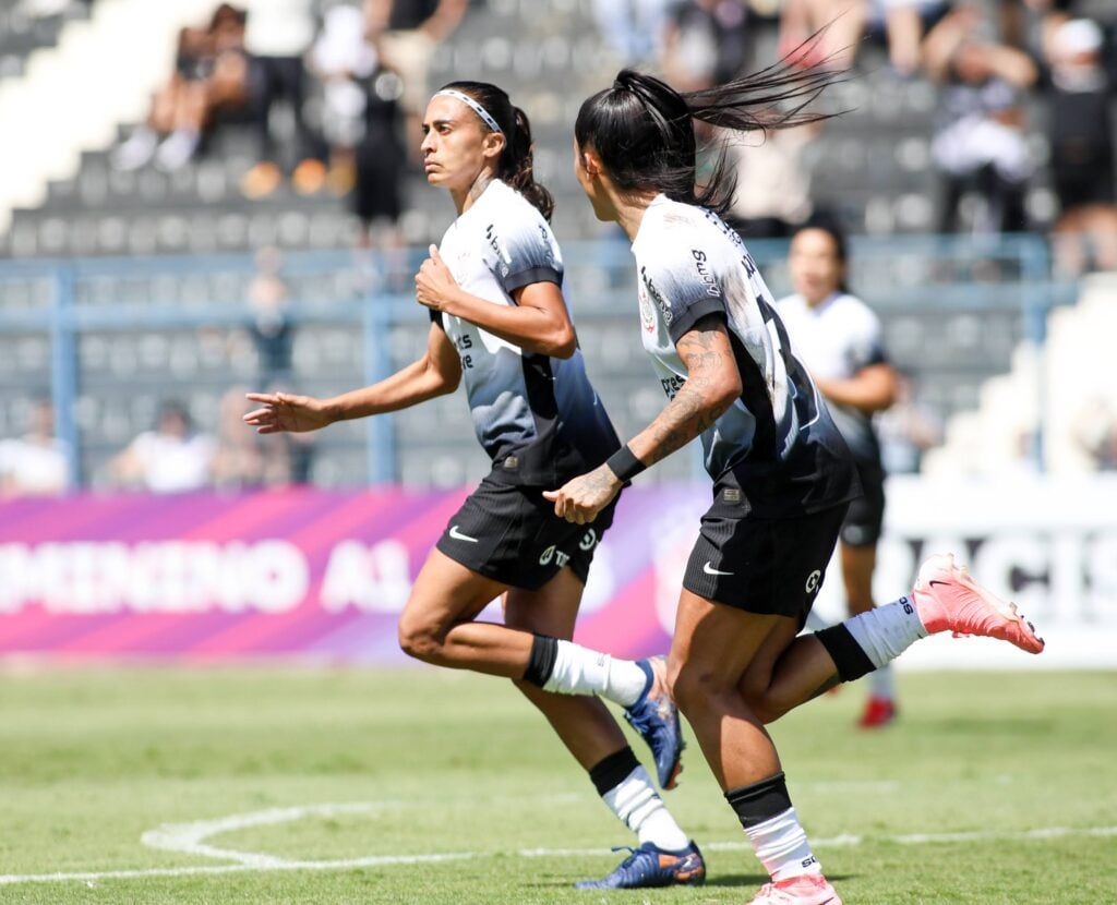 Jogo do Corinthians Feminino na Fazendinha