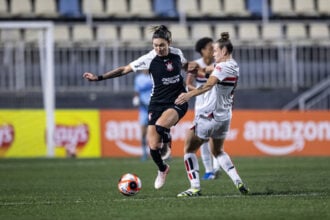 São Paulo e Corinthians se enfrentam amanhã no Pacaembu