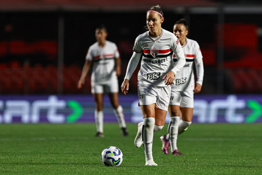 Artilheira do São Paulo com 11 gols em 2025, Crivelari é o trunfo nas semifinais do Brasileirão
