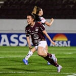Ferroviária comemora gol contra o São Paulo