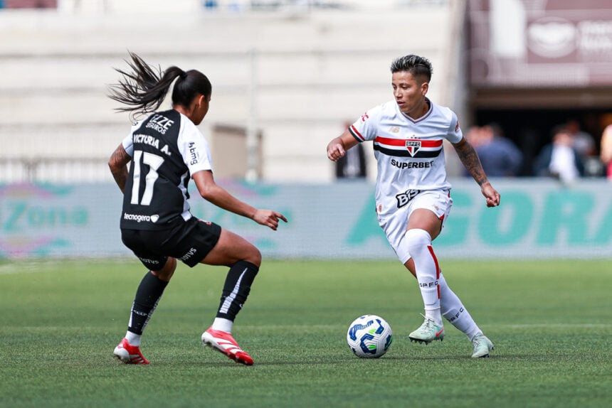 Para avançar, o São Paulo precisa vencer o Corinthians por 2 gols para levar aos pênaltis ou por 3 gols para se classificar direto à final.