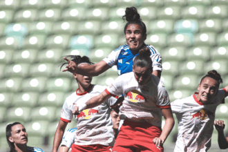 Cruzeiro vence e avança para a semifinal do Brasileirão Feminino