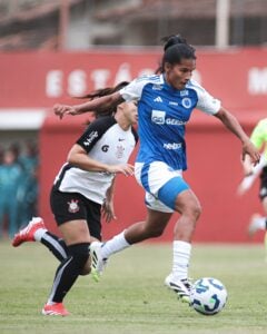 Corinthians venceu o Cruzeiro nos pênaltis. 