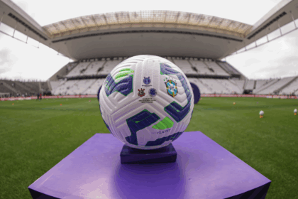 Corinthians e Cruzeiro escalados para a final
