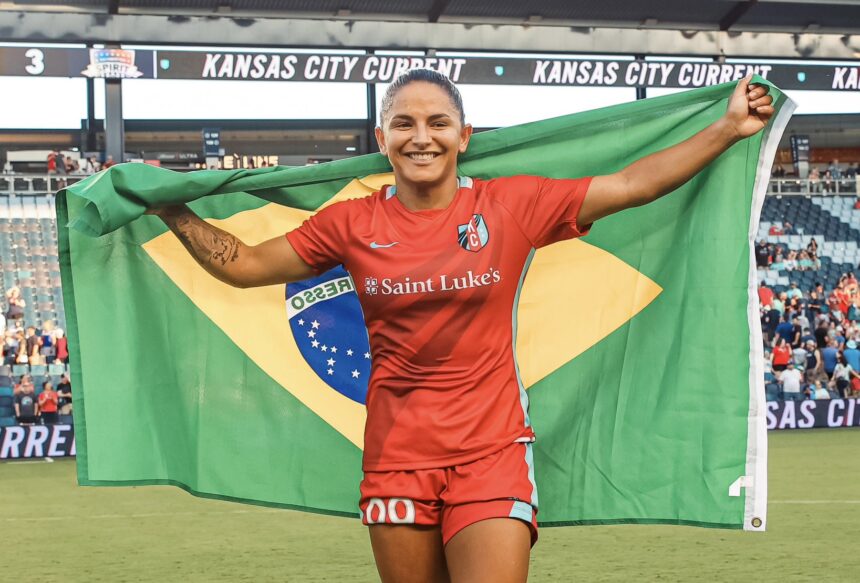 Debinha é uma das brasileiras com maior destaque na NWSL
