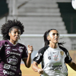 Libertadores: Corinthians vira o primeiro tempo em vantagem