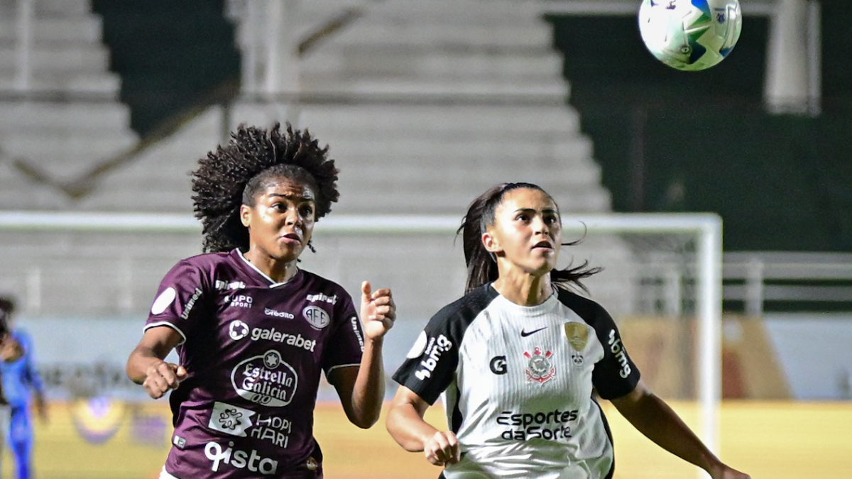 Libertadores: Corinthians vira o primeiro tempo em vantagem