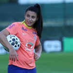 Duda Sampaio sente desconforto antes de duelo entre Brasil e Noruega | Crédito: Divulgação/CBF/Lívia Villas Boas