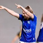Dispensada do Avaí, jogadora faz vaquinha para tratar LCA
