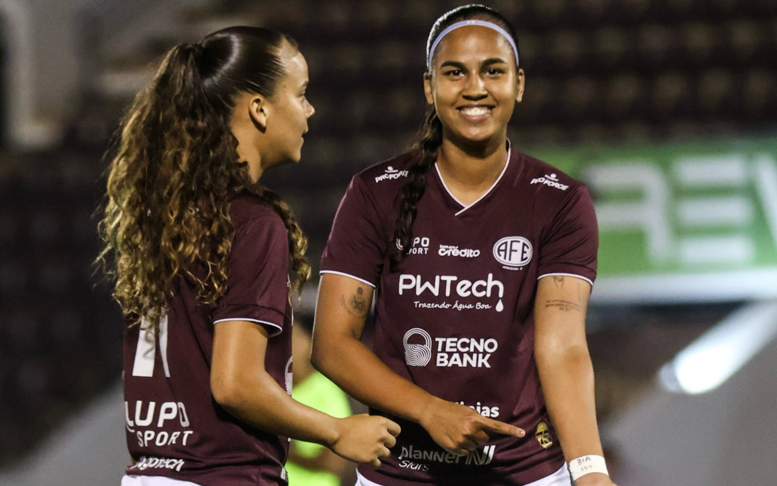 Ferroviária e Internacional empataram em 4 x 4 no primeiro jogo da final