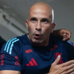 Técnico do Flamengo avalia classificação e já pensa na Ferroviária