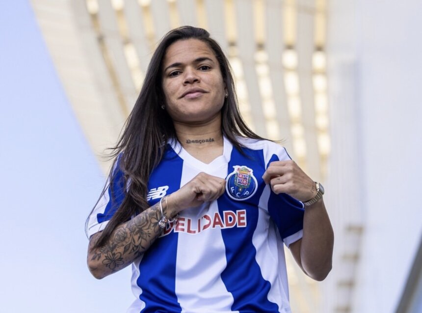 Soraya%20F.%20%C3%A9%20emprestada%20pelo%20S%C3%A3o%20Paulo%20ao%20FC%20Porto